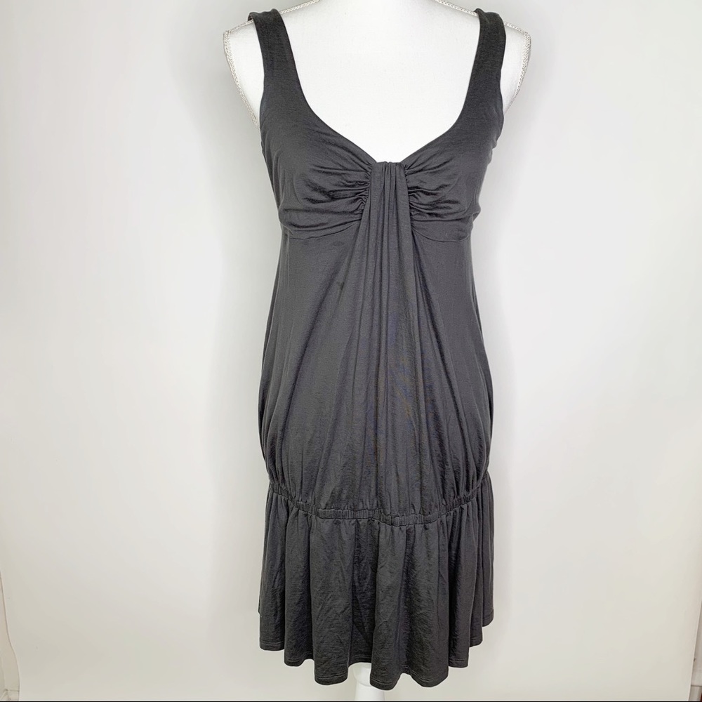Susana Monaco gray drop waist gathered bust ruffled hem tank dress size M  K0263
